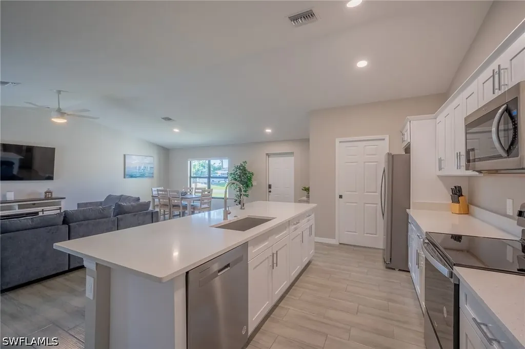 8152 Pelican Road Fort Myers FL 33967