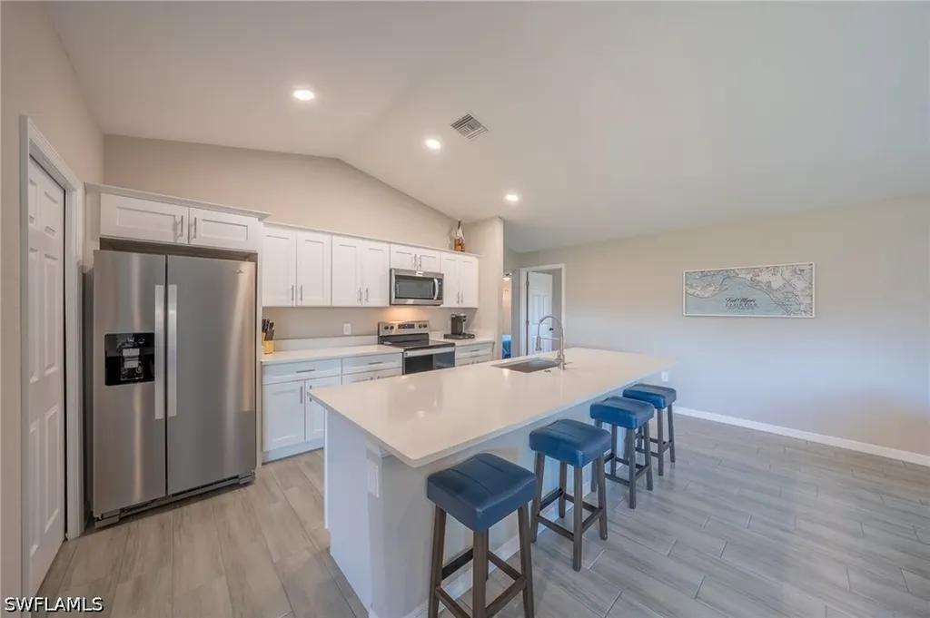 8152 Pelican Road Fort Myers FL 33967