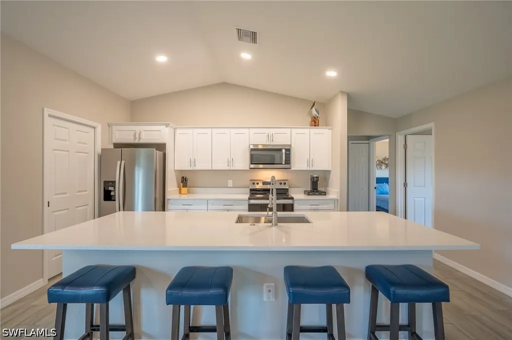 8152 Pelican Road Fort Myers FL 33967