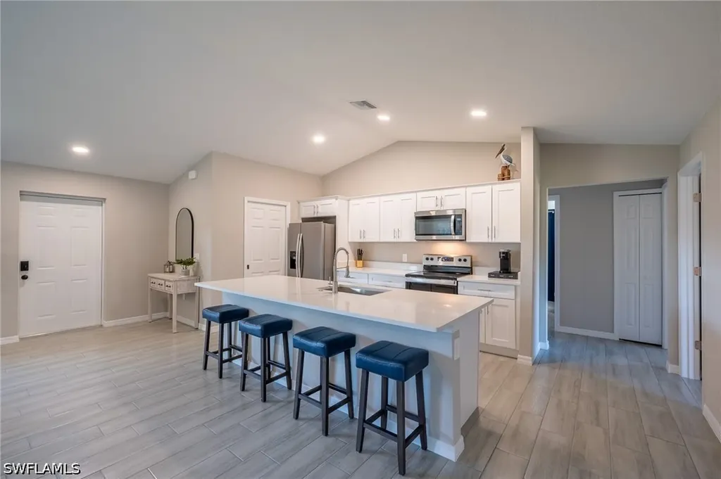 8152 Pelican Road Fort Myers FL 33967