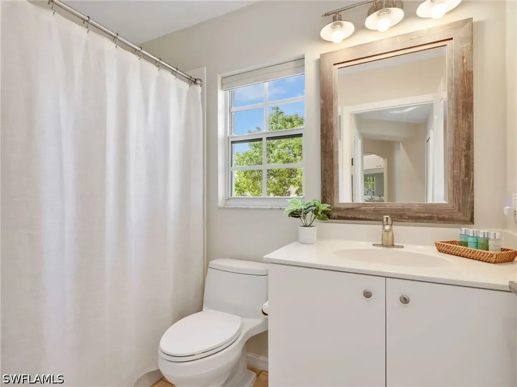 1295 Sweetwater Cove Naples FL 34110