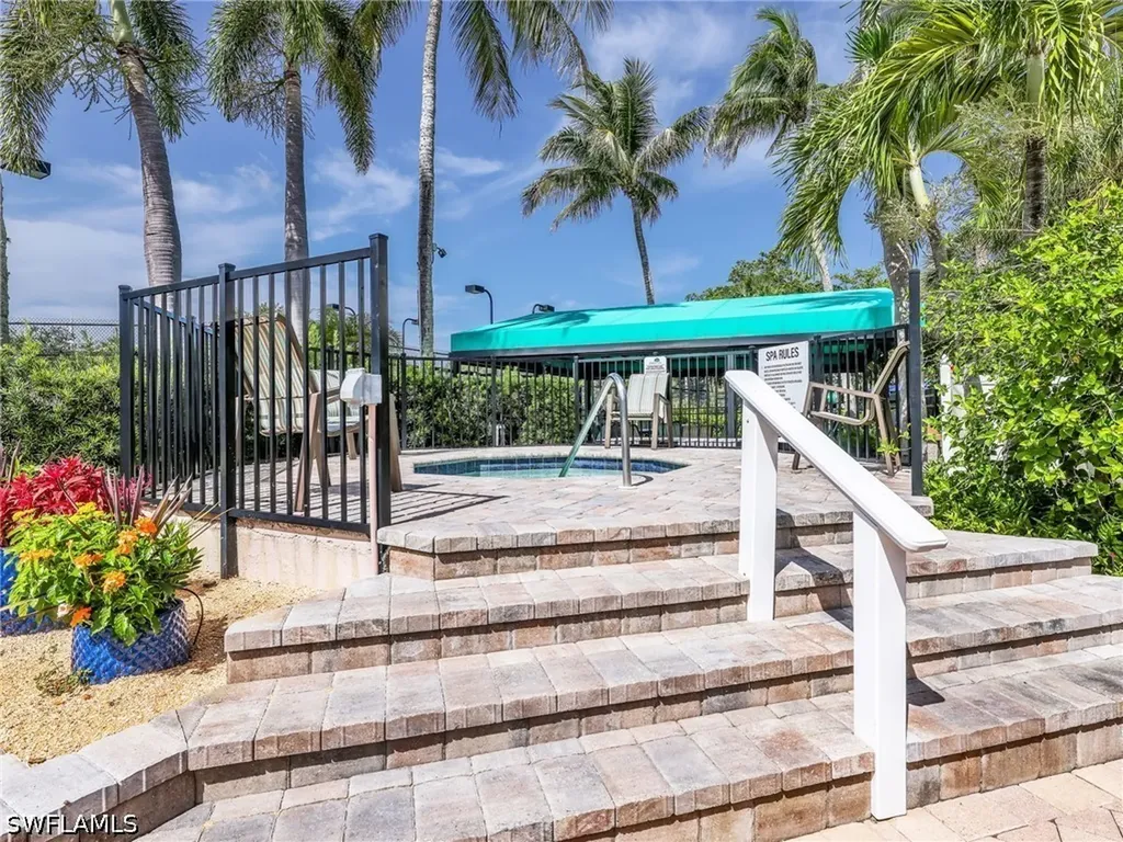1295 Sweetwater Cove Naples FL 34110