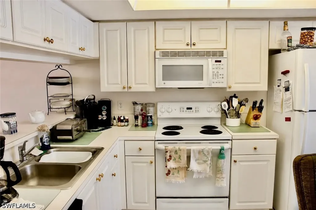 19880 Breckenridge Drive Estero FL 33928