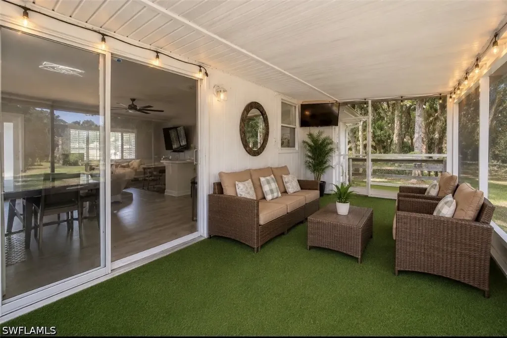 3470 White Boulevard Naples FL 34117