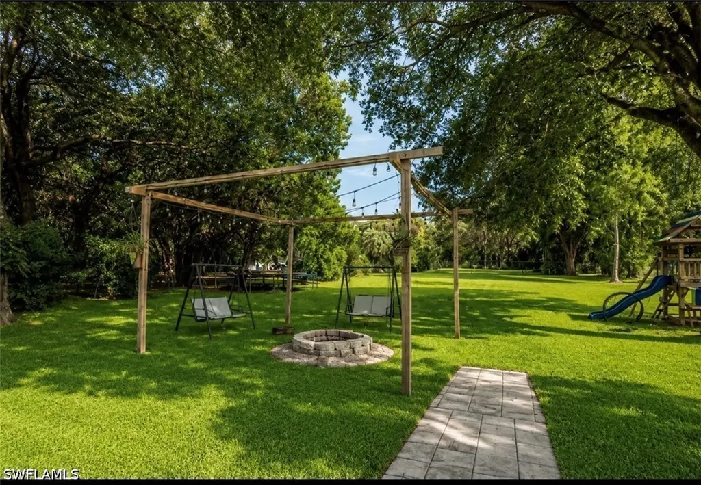 3470 White Boulevard Naples FL 34117