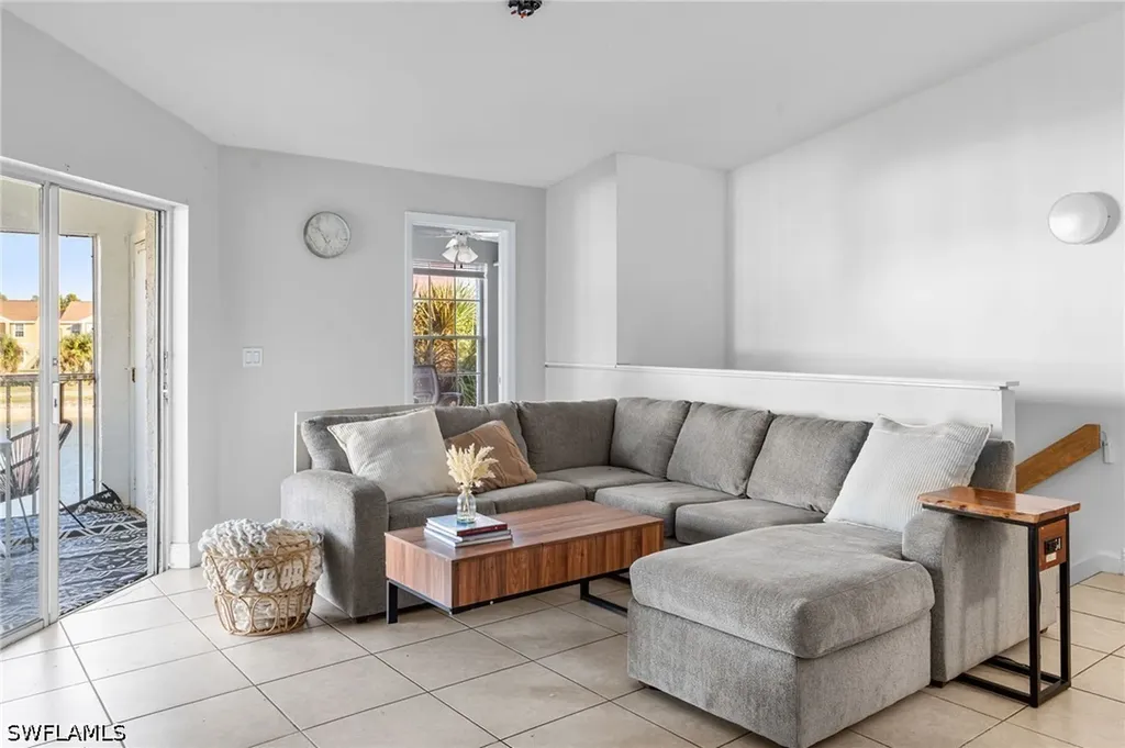 161 Santa Clara Drive Naples FL 34104