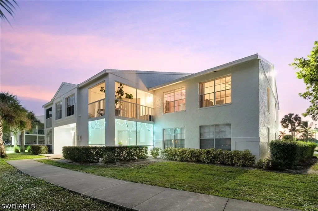 161 Santa Clara Drive Naples FL 34104