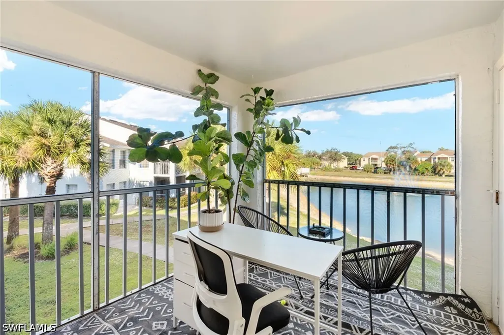 161 Santa Clara Drive Naples FL 34104