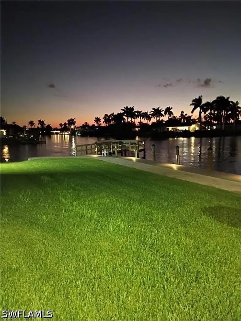 4260 SE 20th Place Cape Coral FL 33904