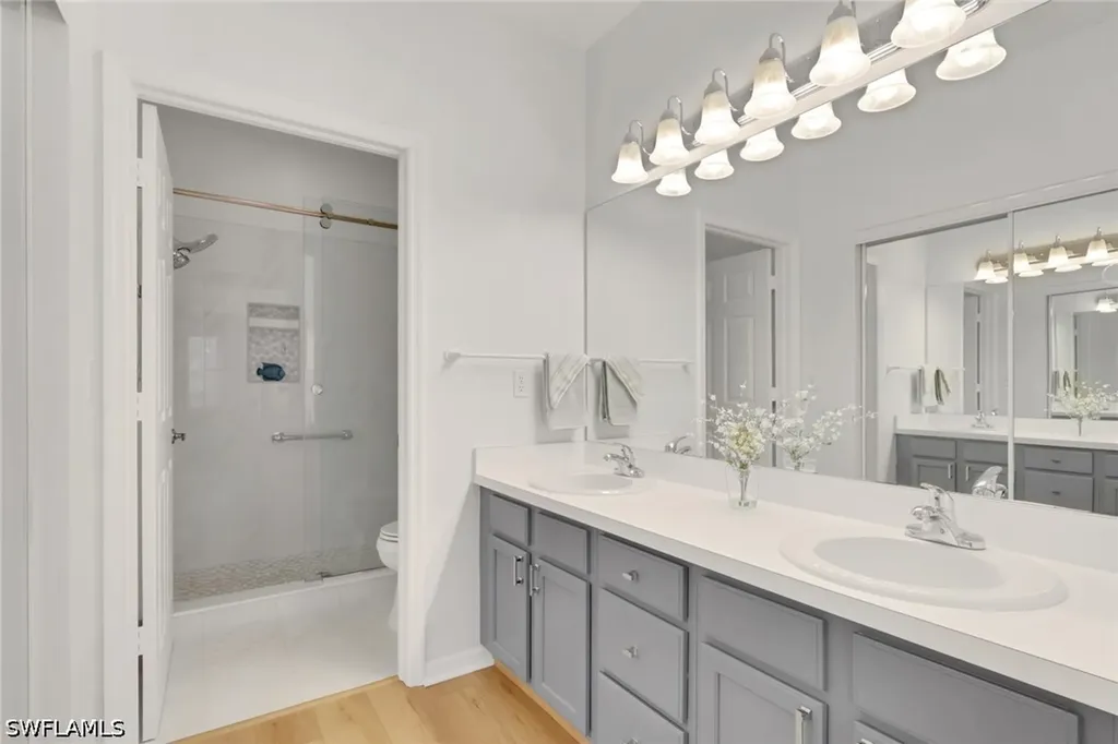 680 Wiggins Lake Drive Naples FL 34110