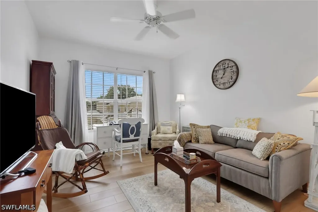 680 Wiggins Lake Drive Naples FL 34110