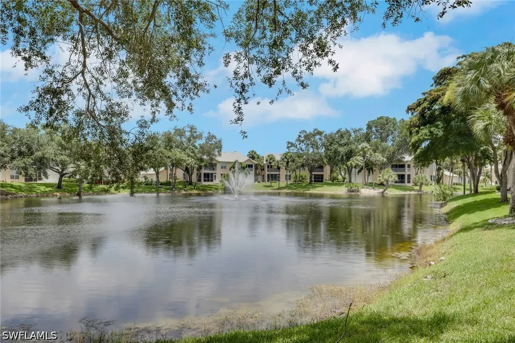 680 Wiggins Lake Drive Naples FL 34110