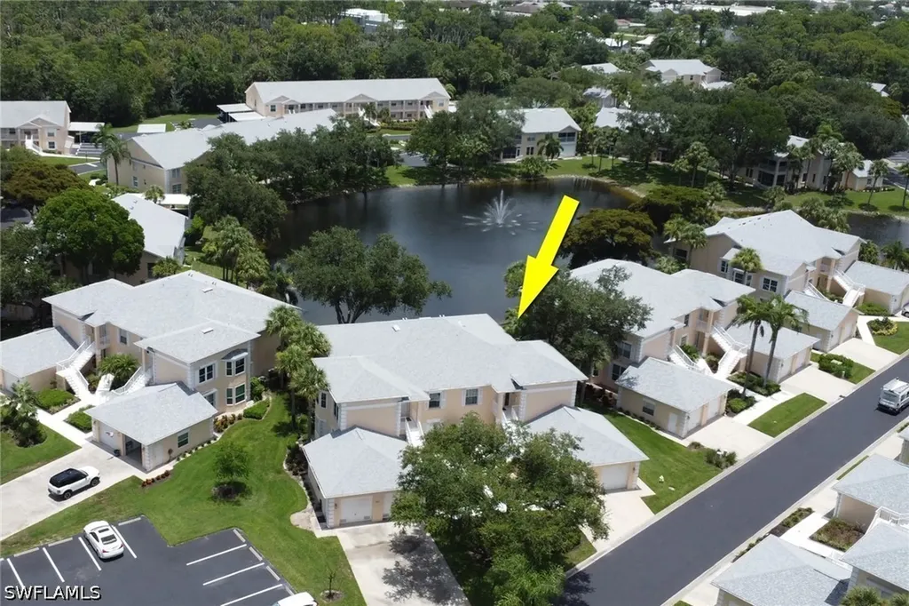 680 Wiggins Lake Drive Naples FL 34110