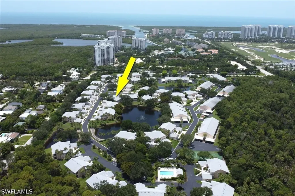680 Wiggins Lake Drive Naples FL 34110