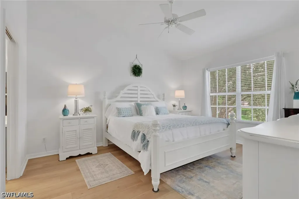 680 Wiggins Lake Drive Naples FL 34110