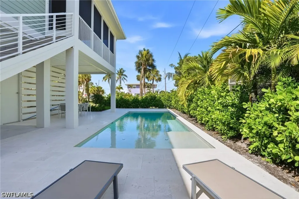 117 Hercules Drive Fort Myers Beach FL 33931