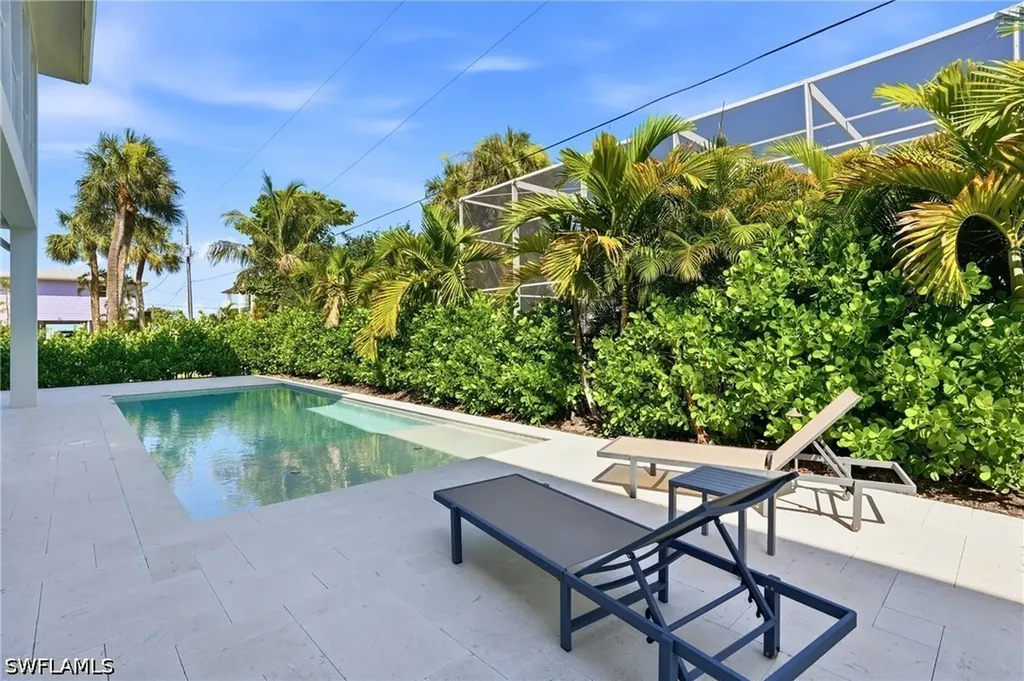 117 Hercules Drive Fort Myers Beach FL 33931