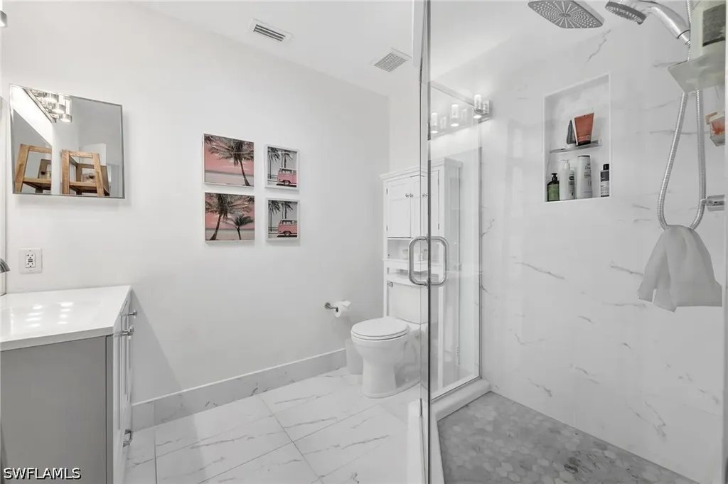 4716 Via Carmen Naples FL 34105