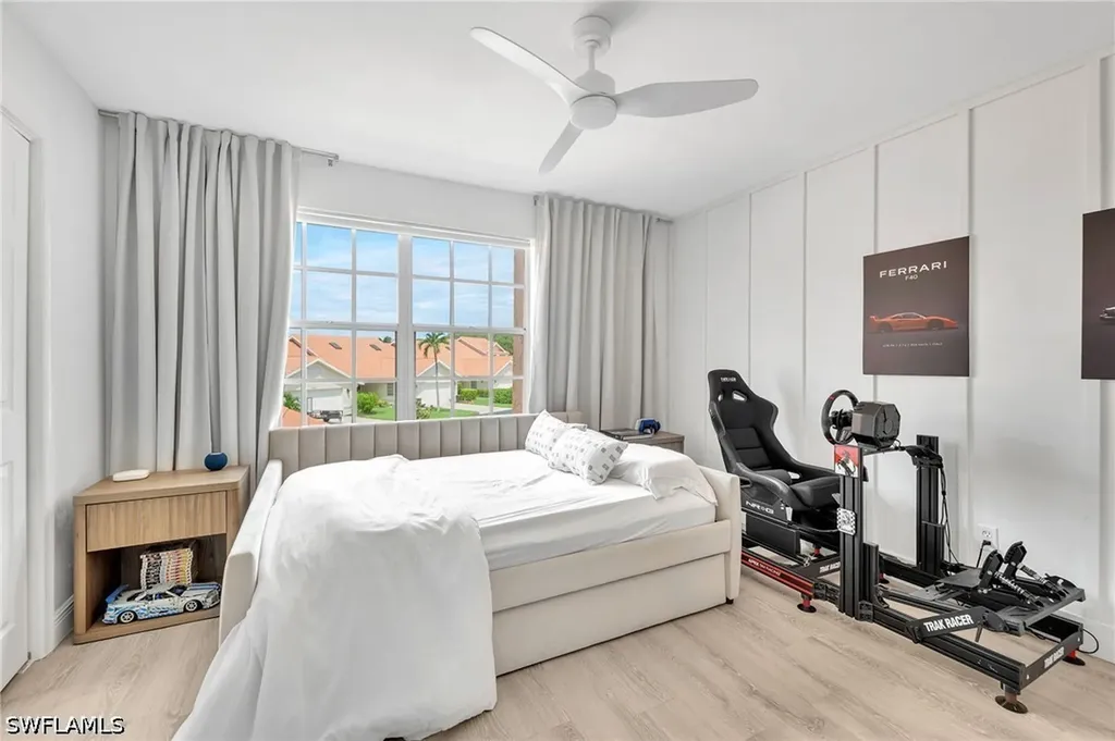 4716 Via Carmen Naples FL 34105