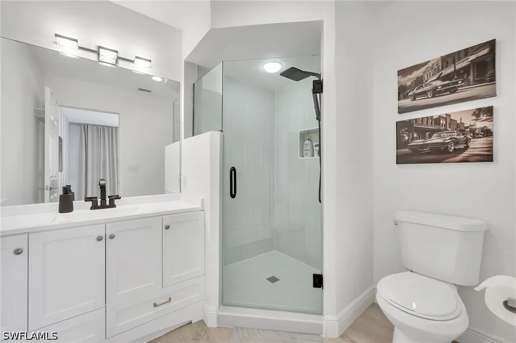 4716 Via Carmen Naples FL 34105