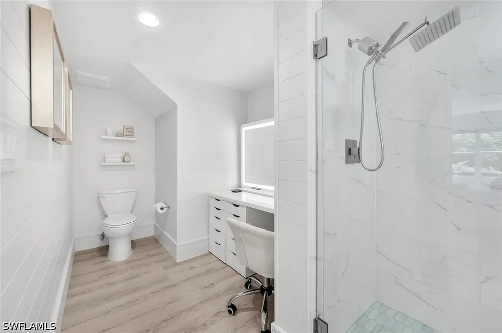 4716 Via Carmen Naples FL 34105