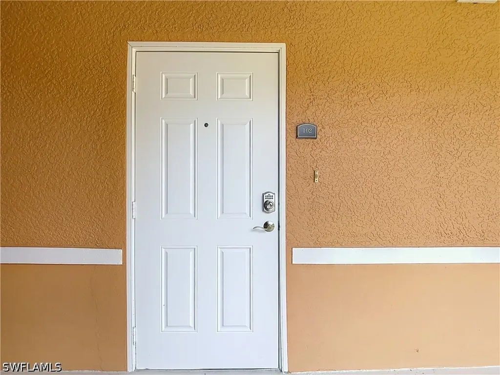 4500 Botanical Place Circle Naples FL 34112