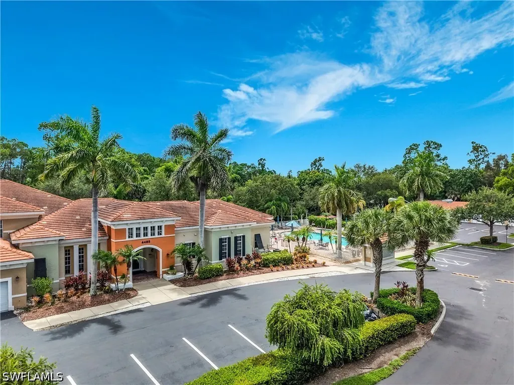 4500 Botanical Place Circle Naples FL 34112