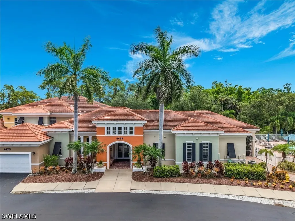 4500 Botanical Place Circle Naples FL 34112