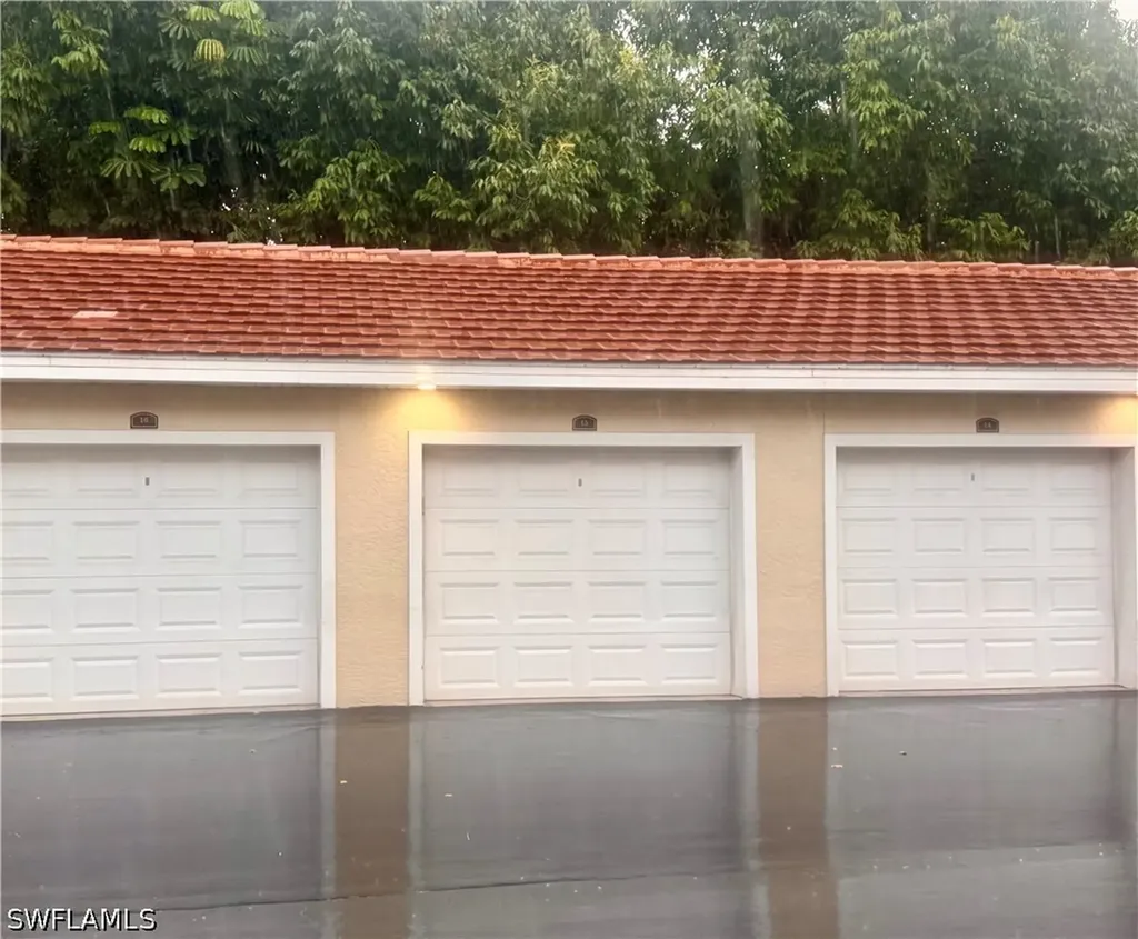 4500 Botanical Place Circle Naples FL 34112
