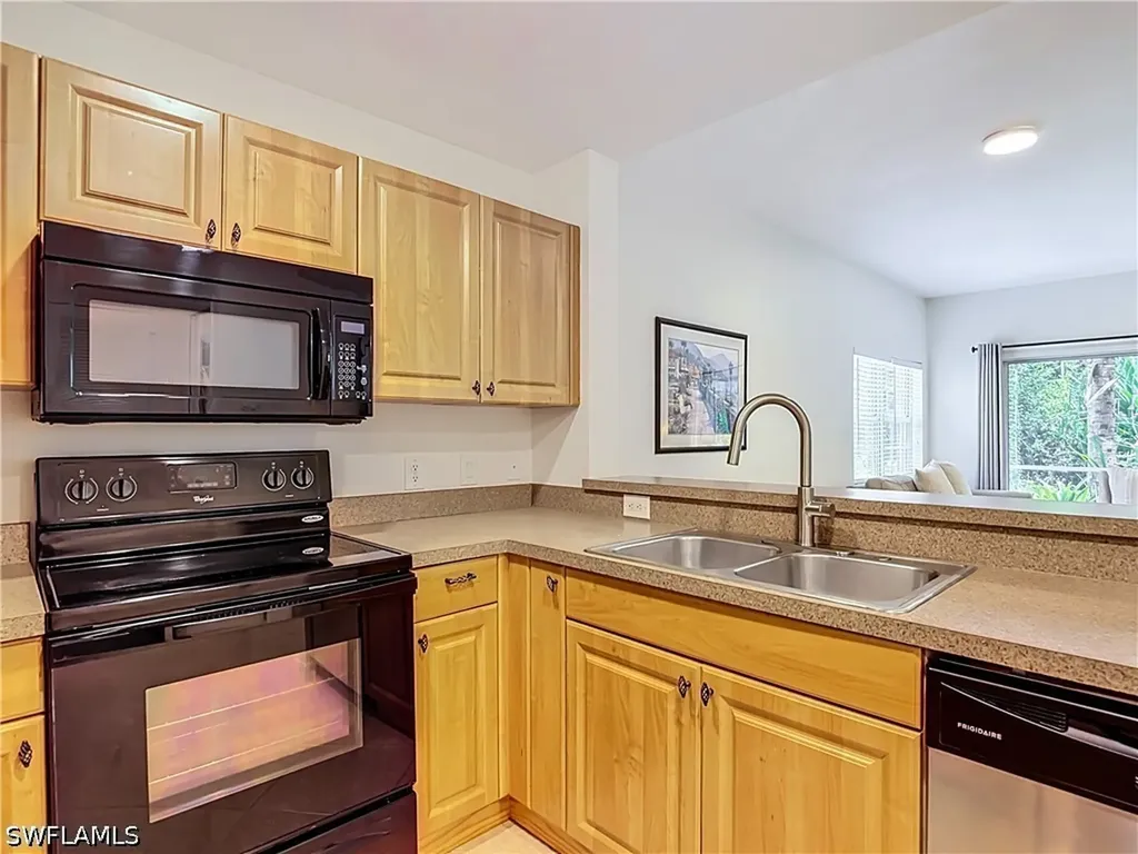 4500 Botanical Place Circle Naples FL 34112