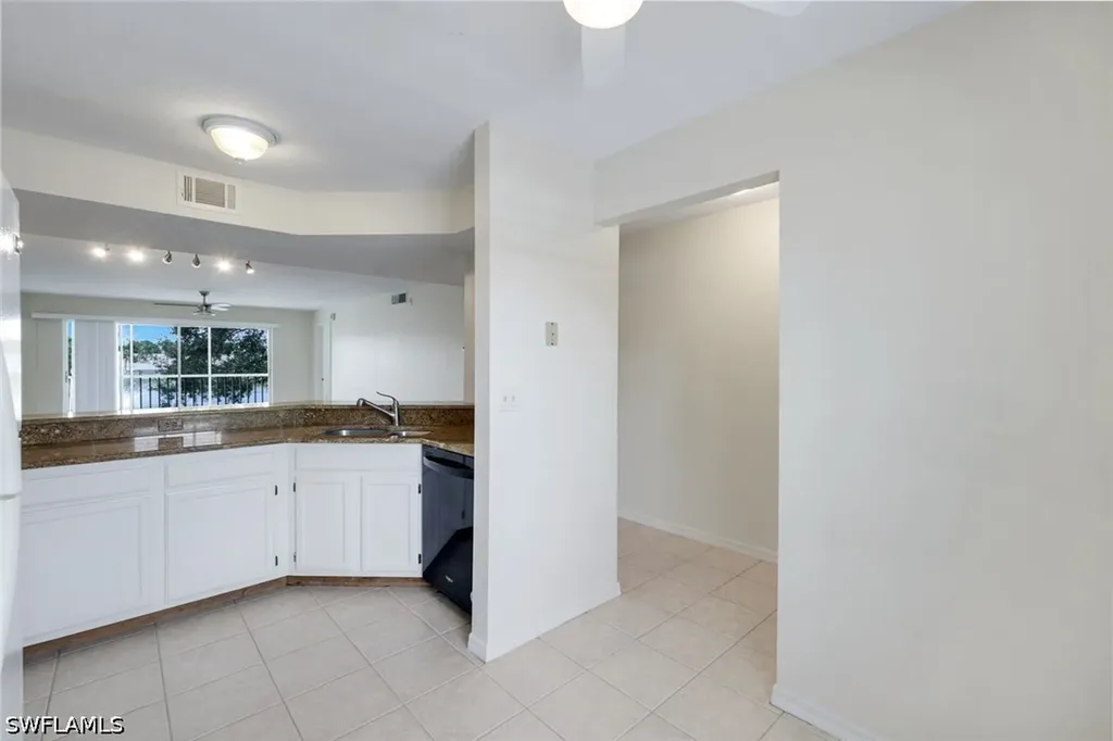 9580 Victoria Lane Naples FL 34109