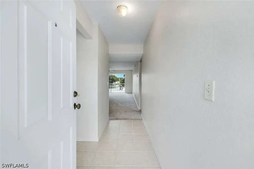 9580 Victoria Lane Naples FL 34109