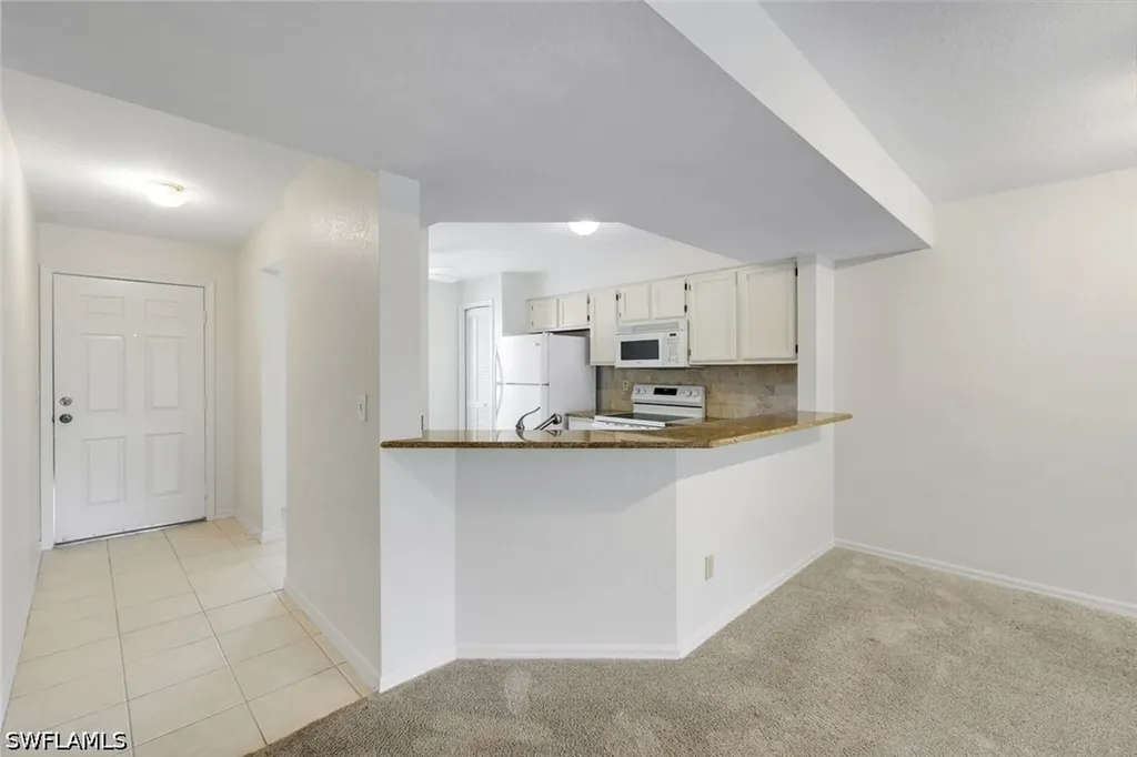 9580 Victoria Lane Naples FL 34109