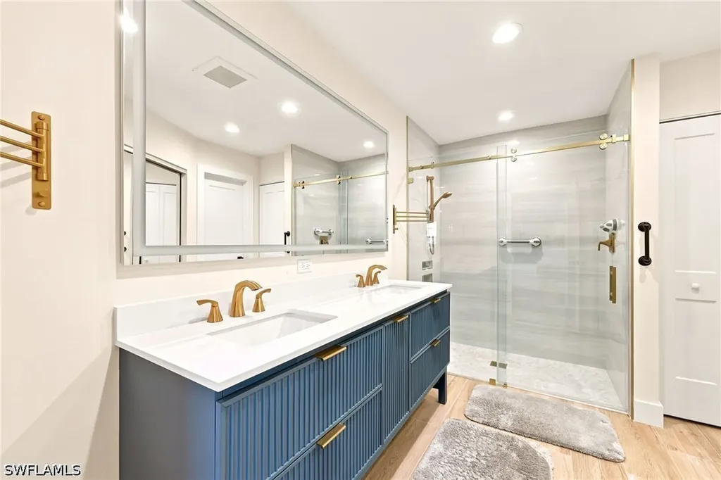 2604 Sailors Way Naples FL 34109