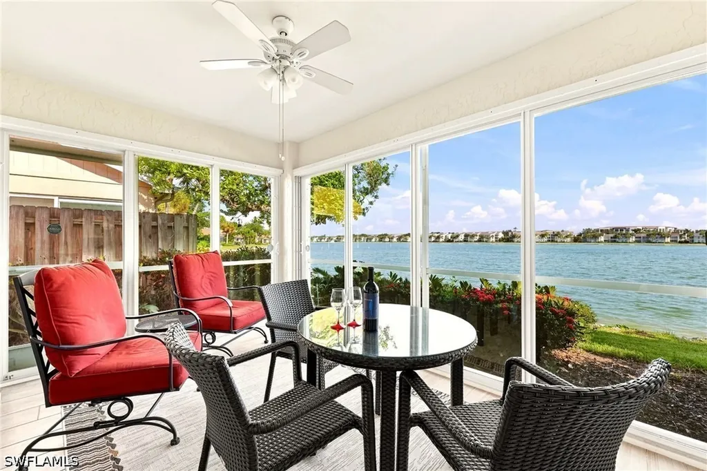 2604 Sailors Way Naples FL 34109