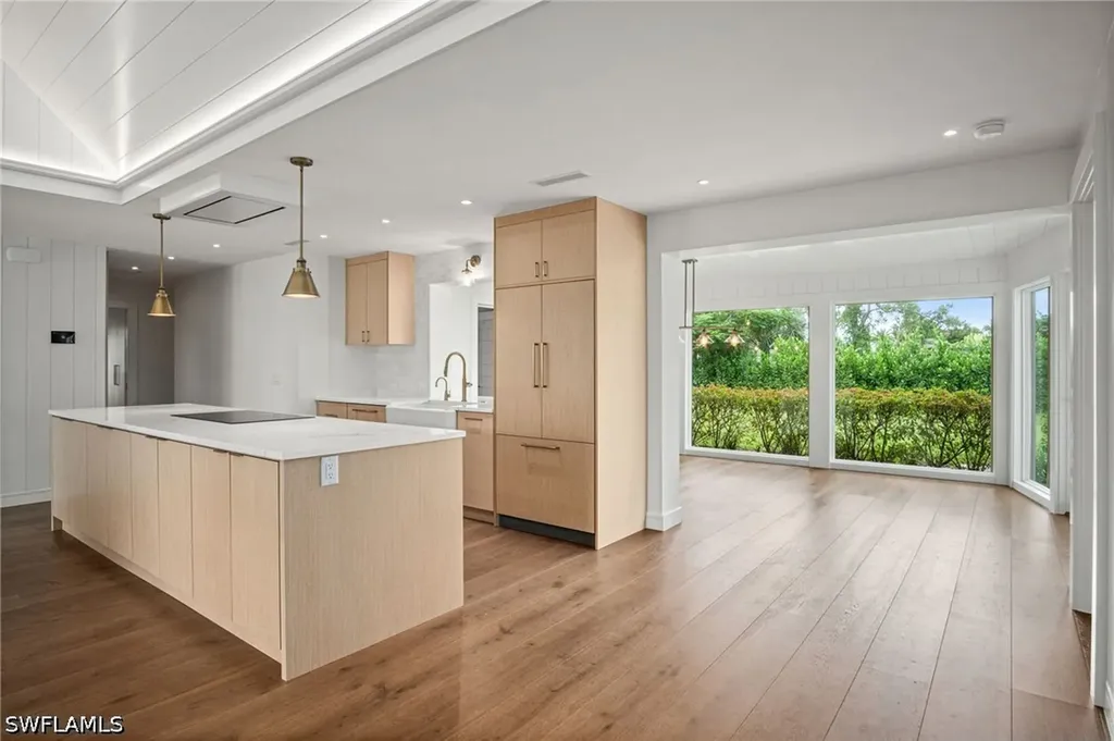 Naples FL, 664 Pompano Drive