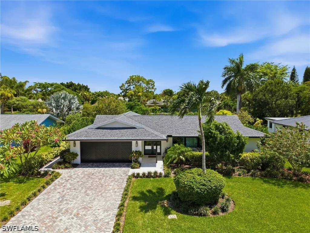 664 Pompano Drive Naples FL 34110