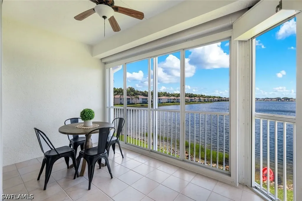 2390 Piccadilly Circus Naples FL 34112