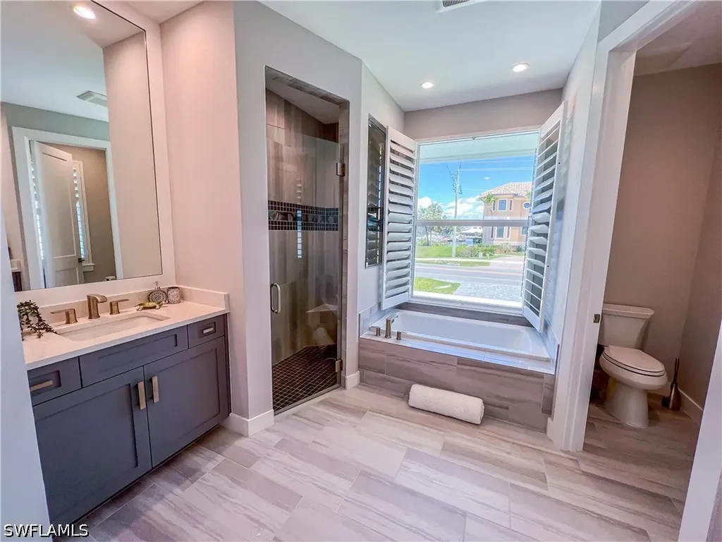 554 N Barfield Drive Marco Island FL 34145