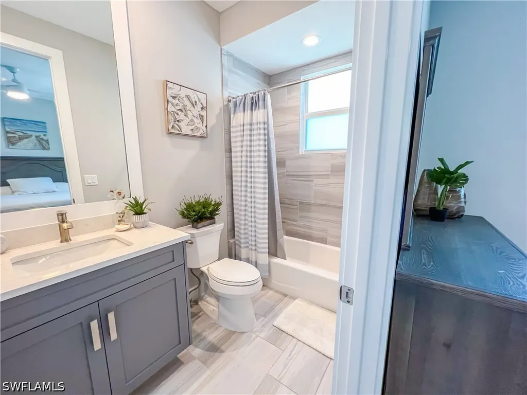 554 N Barfield Drive Marco Island FL 34145
