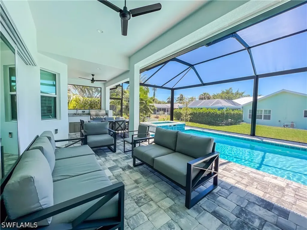 554 N Barfield Drive Marco Island FL 34145