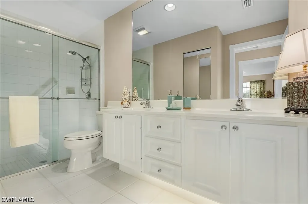 4147 Los Altos Court Naples FL 34109