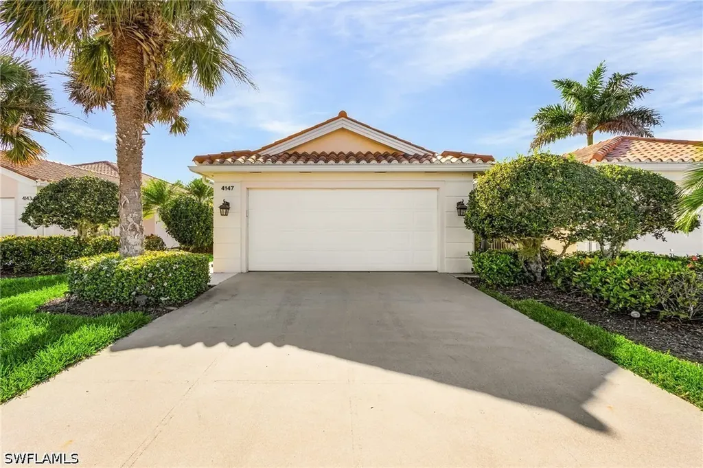 4147 Los Altos Court Naples FL 34109