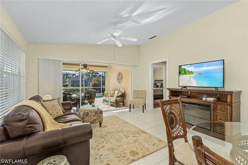 4147 Los Altos Court Naples FL 34109