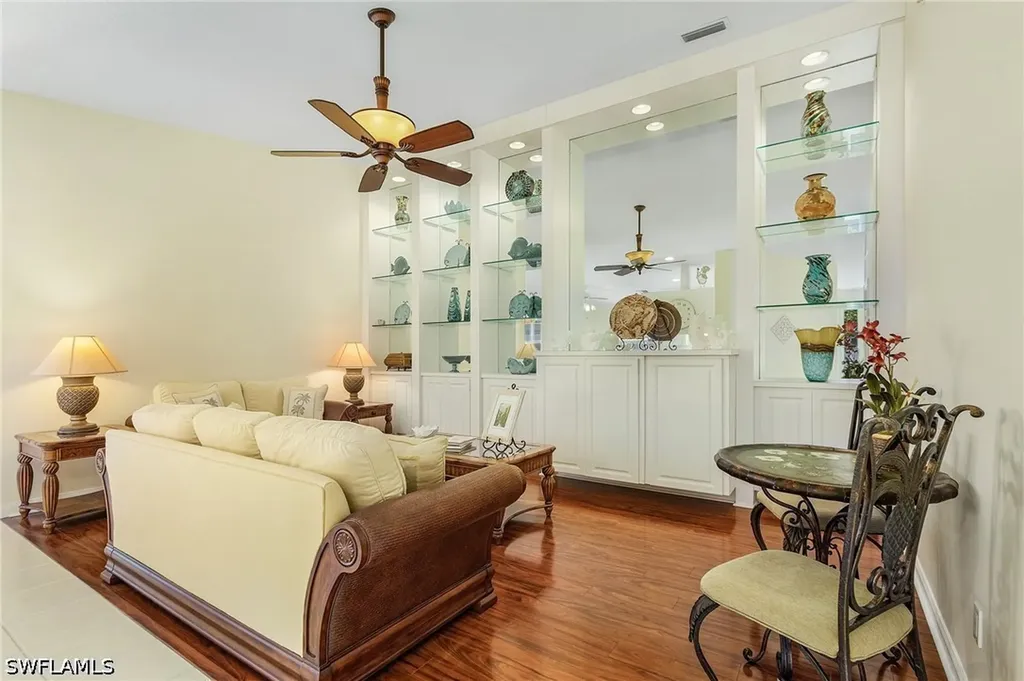 4147 Los Altos Court Naples FL 34109