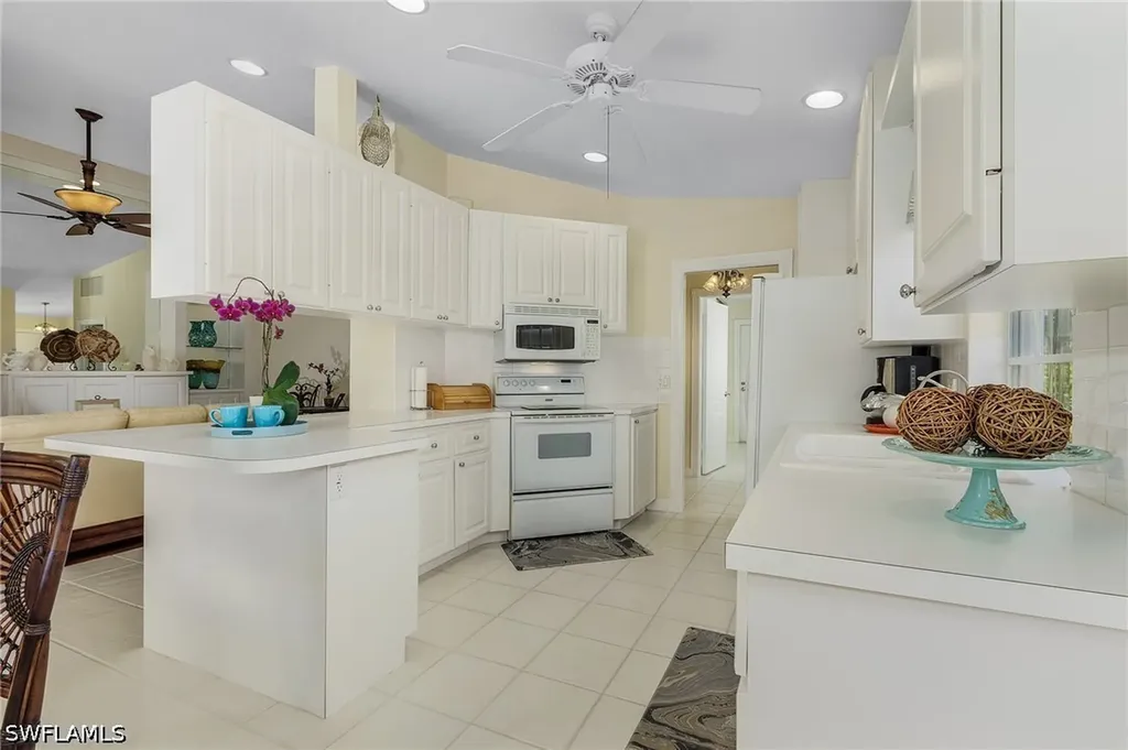 4147 Los Altos Court Naples FL 34109