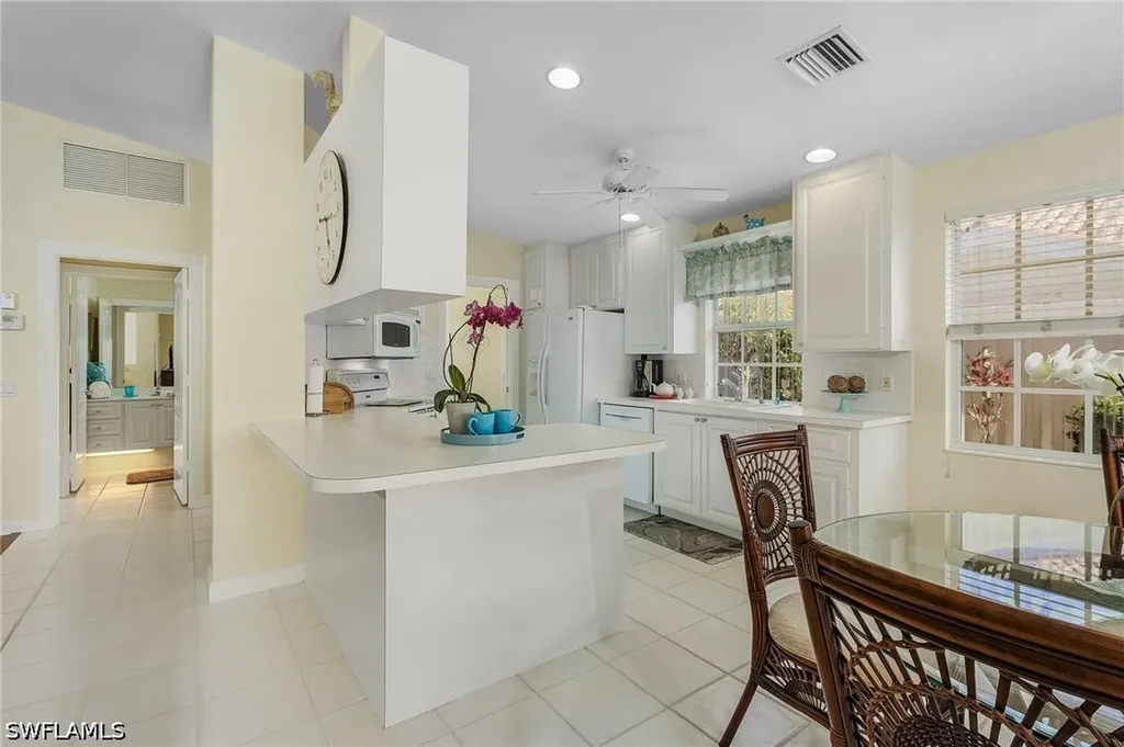 4147 Los Altos Court Naples FL 34109