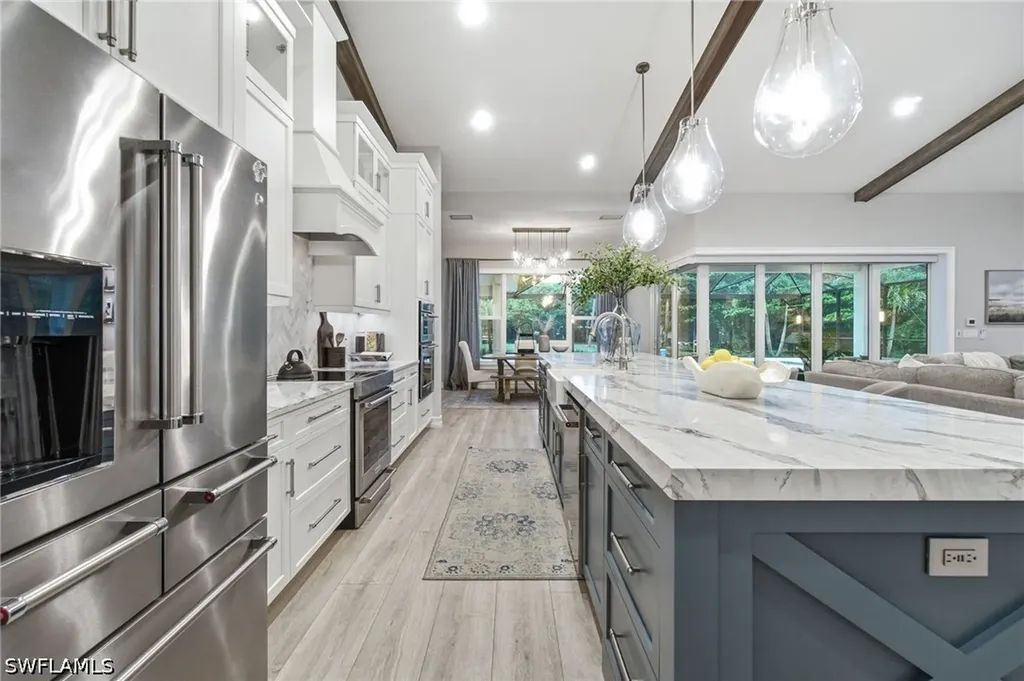 5737 Hidden Oaks Lane Naples FL 34119