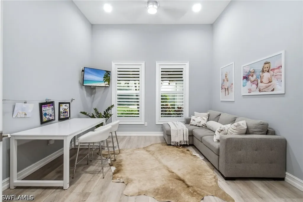 5737 Hidden Oaks Lane Naples FL 34119