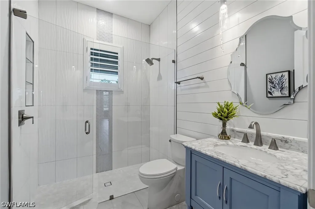 5737 Hidden Oaks Lane Naples FL 34119
